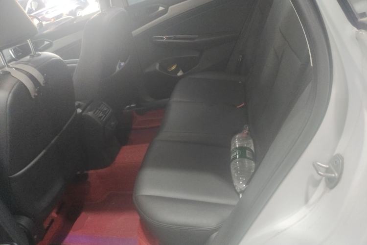 Used Jetta VS7 2024 280TSI Automatic Pioneer Edition Left Rear Seat