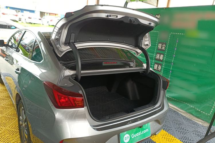 Used CHANGAN Eado 2020 PLUS Blue Whale NE 1.4T GDI DCT Prestige Model Trunk