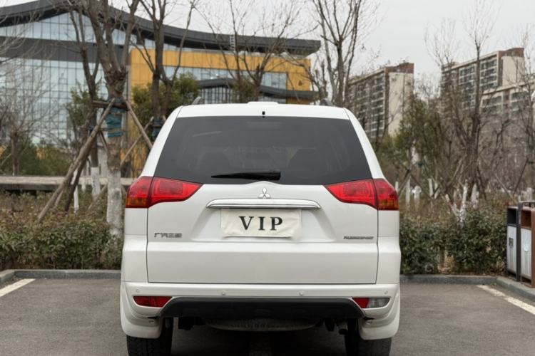 Used Mitsubishi Pajero Sport 2013 3.0L Automatic Two-Wheel Drive Luxury Edition
