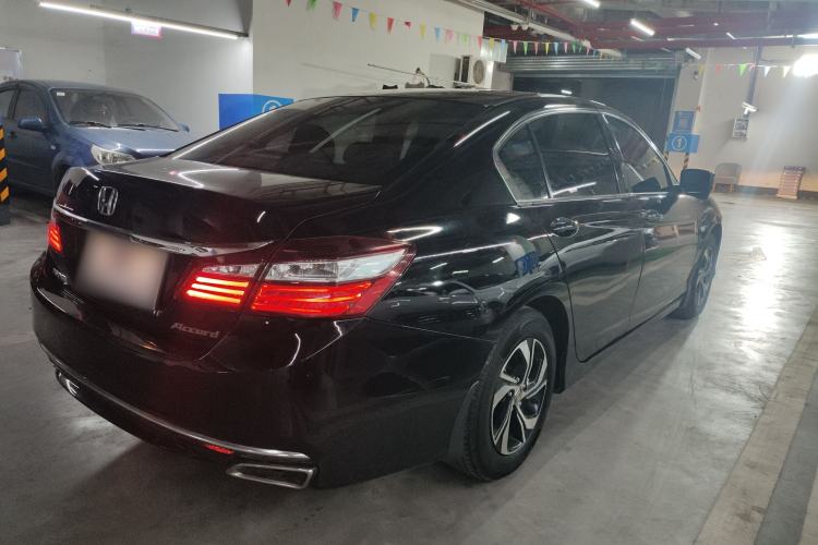 Used Honda Accord 2016 2.0L Comfort Edition
