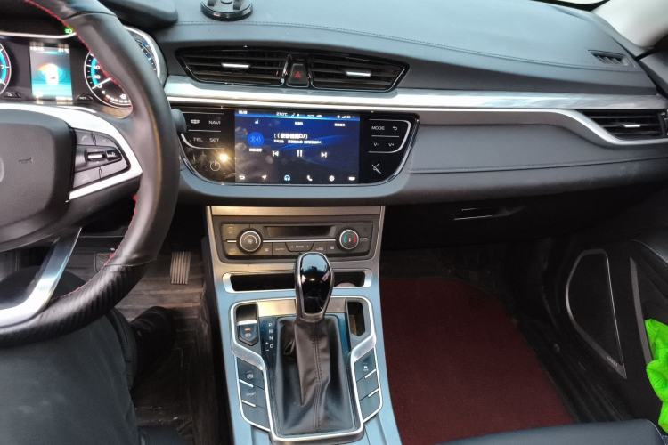 Used Geely Auto Emgrand 2019 Leading Edition 1.5L CVT Luxury Model China VI Standard
