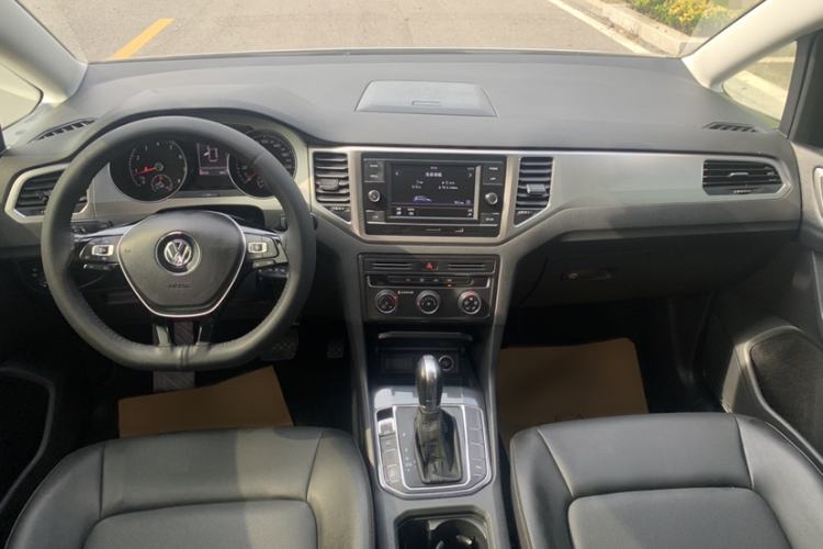 Used Volkswagen Golf Sportsvan 2019 280TSI Automatic Trendy Edition China V Standard
