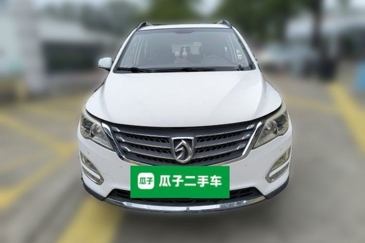 Used Baojun 560 2015 1.8L manual luxury version
