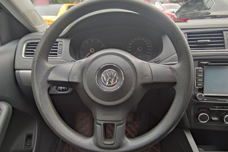 Used Volkswagen Sagitar 2012 1.6L Automatic Fashion Edition