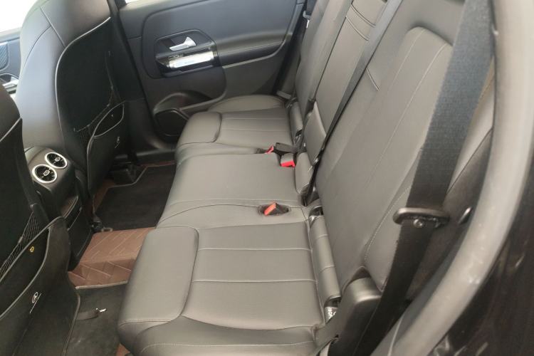 Used Mercedes-Benz GLB 2024 Refresh GLB 220 Fashion Edition Left Rear Seat