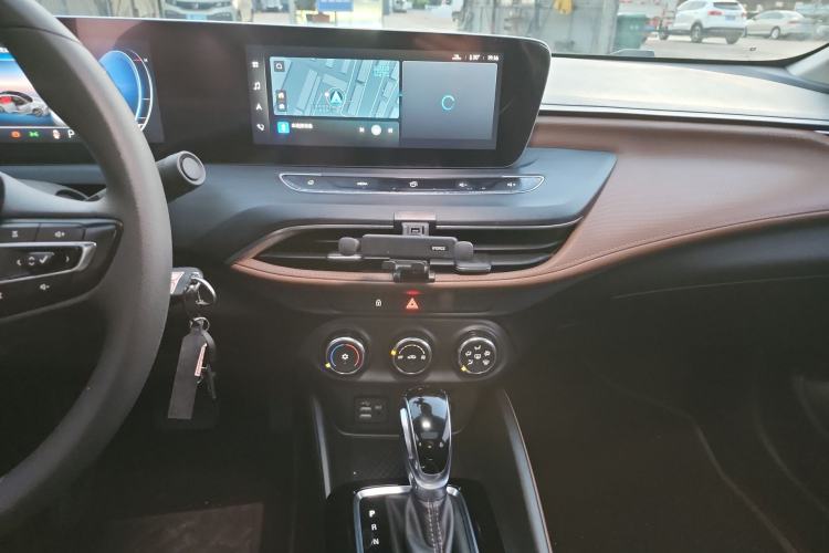 Used Buick Verano 2022 Pro 533T Enjoyment Edition Audio And AC Panel