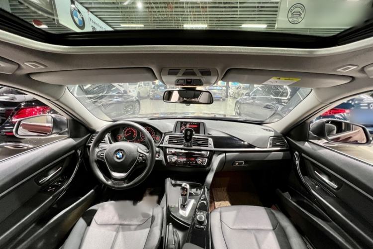 Used BMW 3 Series 2017 320Li xDrive Fashion Model
