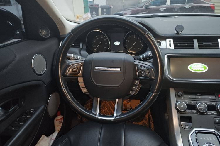 Used Land Rover Range Evoque 2018 240 PS SE Smart Brilliance Edition
