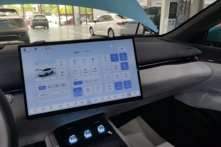 Used Deepal L07 2024 230Max Qiankun Intelligent Driving ADS SE Range-Extended Version