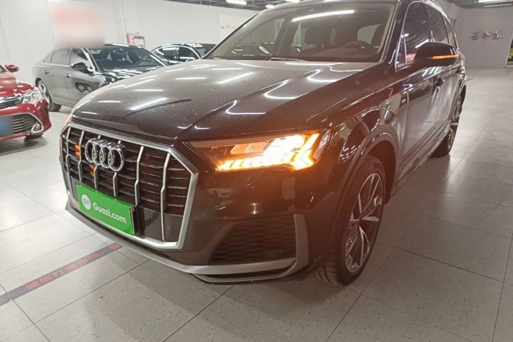 Used Audi Q7 2021 55 TFSI quattro S line Sport model