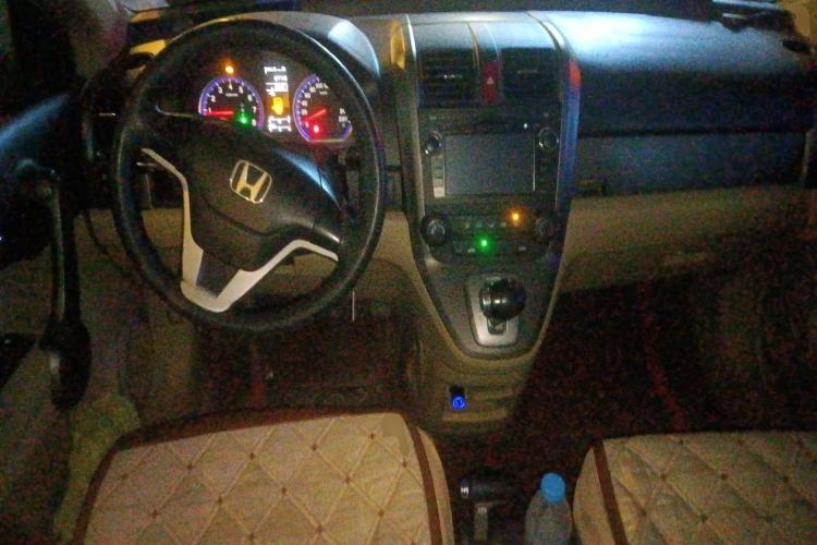 Used Honda CR-V 2007 2.0L Automatic Four-Wheel Drive Classic Edition Center Console