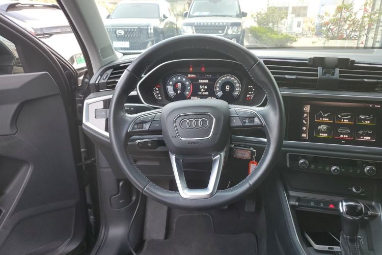 Used Audi Q3 2021 35 TFSI Progressive Dynamic Edition