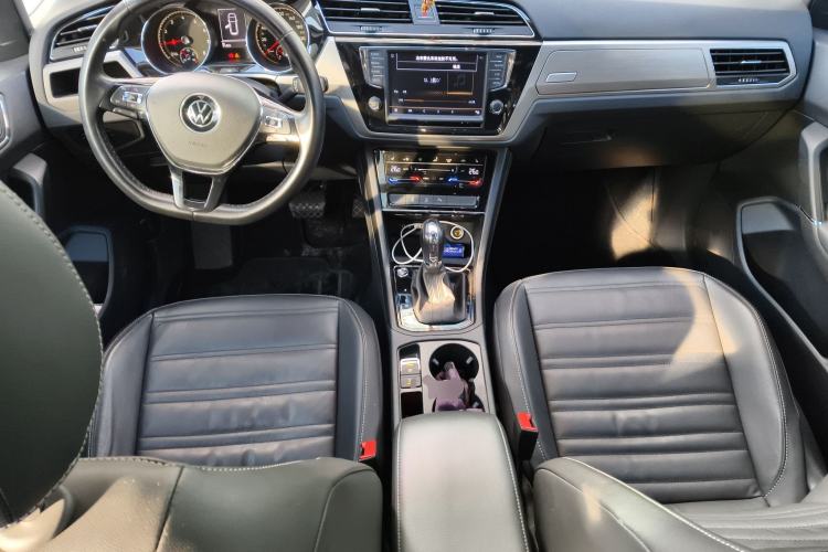 Used Volkswagen Touran 2021 Volkswagen Touran L 280TSI DSG Boundary Edition 7-Seater