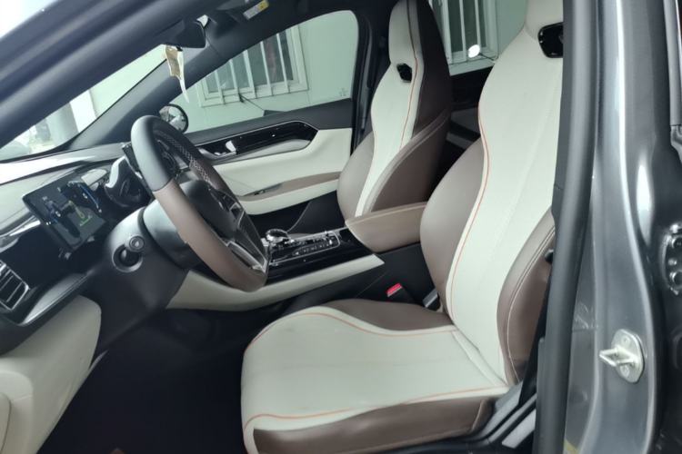 Used BYD Qin PLUS 2024 Honor Edition EV 420KM Leading Model
