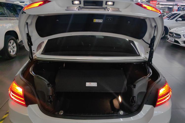 Used BMW 4 Series 2014 420i Convertible Fashion Model