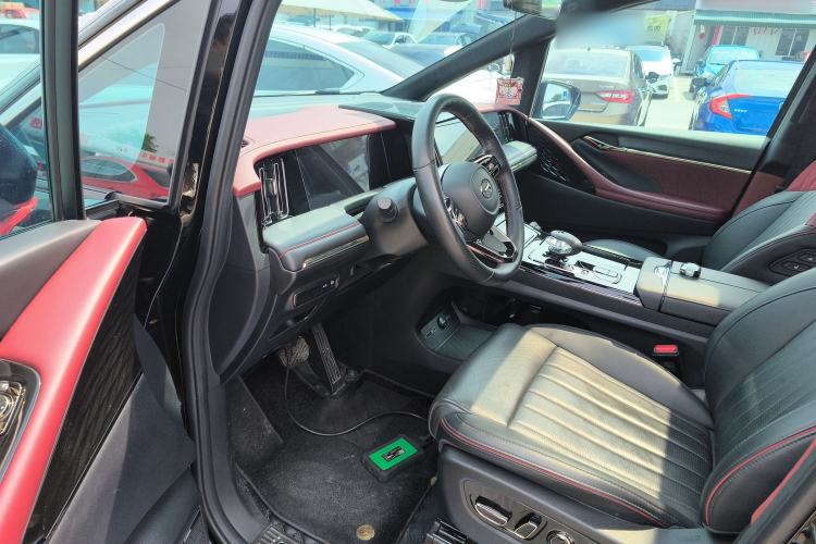 Used GAC Trumpchi M8 2023 Zongshi Series Dual-Motor YuZun Edition
