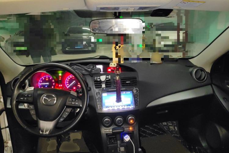 Used Mazda Mazda 3 2011 Sedan 2.0L Automatic Luxury Model
