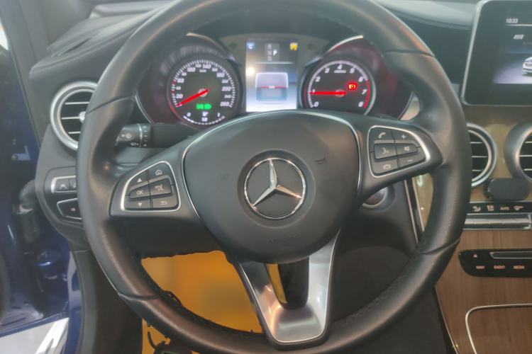 Used Mercedes-Benz GLC Coupe 2017 GLC 260 4MATIC Coupe SUV Steering Wheel
