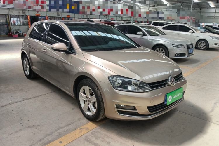 Used Volkswagen Golf 2016 1.6L Automatic Comfort Model Front Right 45 Deg