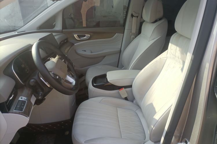 Used Roewe iMAX8 2023 400TGI Elite Edition
