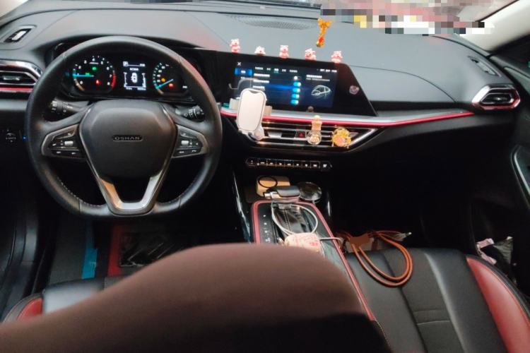 Used CHANGAN OSHAN X5 2023 Enjoy Edition 1.5T DCT Luxury Model Center Console