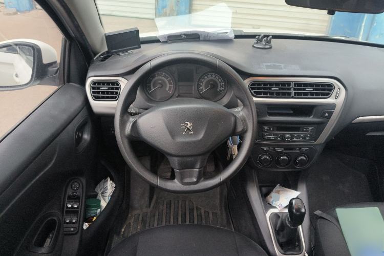 Used Peugeot 301 2016 1.6L Manual Comfort Edition
