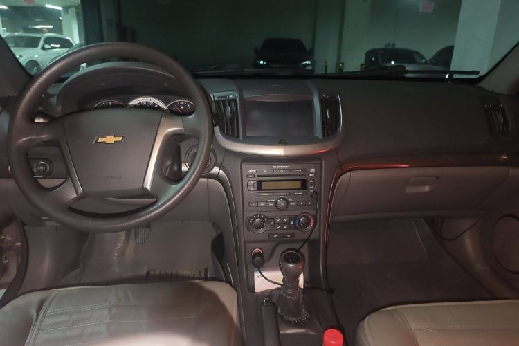 Used Chevrolet Epica 2013 1.8 SL ZhiZhen Edition MT Center Console