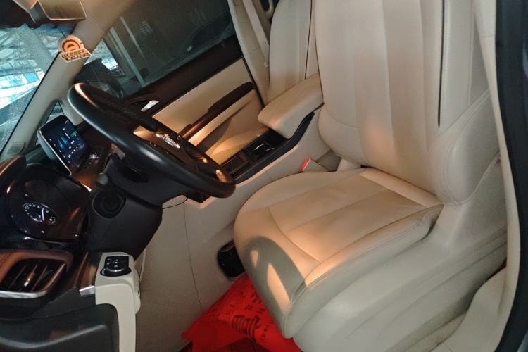 Used Buick GL8 2021 Land Cruiser Executive 652T Premium Model
