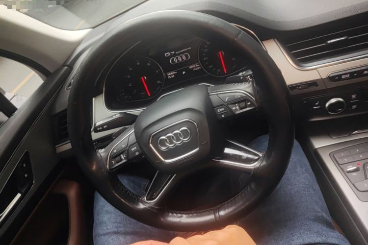 Used Audi Q7 