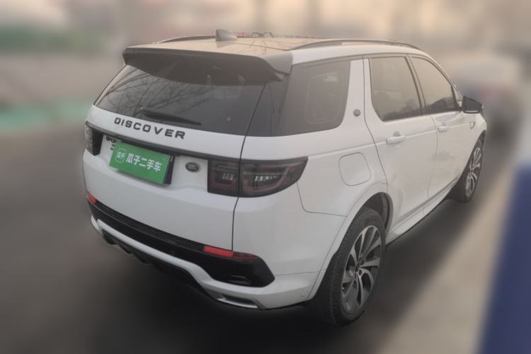 Used Land Rover Discovery Sport 2020 249 PS R-Dynamic Performance Edition Rear Right 45 Deg
