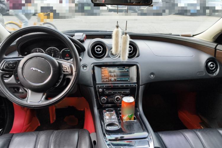 Used Jaguar XJ 2014 XJL 2.0T Two-Wheel-Drive Elegant Business Edition
