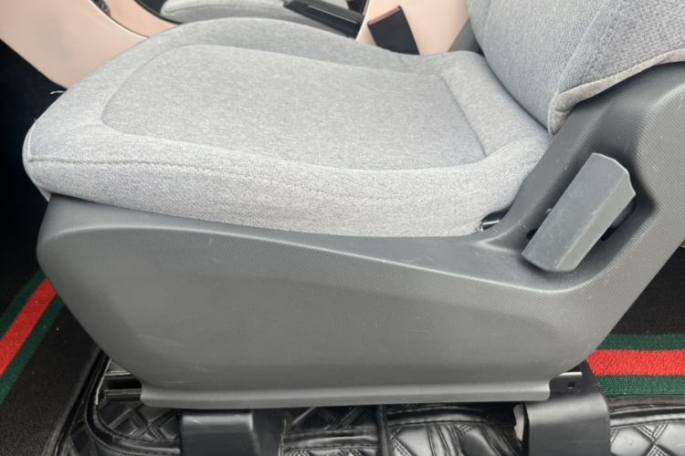 Used Wuling Hongguang MINIEV 2022 Macaron Premium Model – Lithium Iron Phosphate