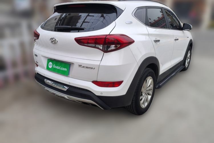 Used Hyundai Tucson 2018 1.6T Dual-Clutch Two-Wheel Drive 15th Anniversary Special Edition Rear Right 45 Deg