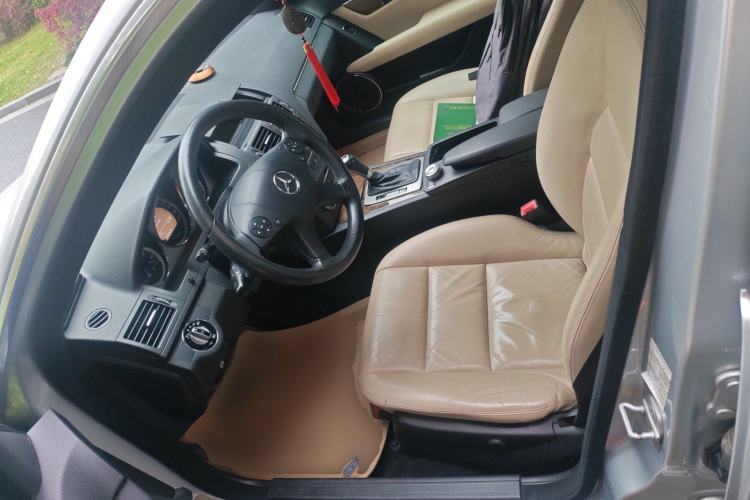 Used Mercedes-Benz C-Class 2010 C 200 CGI Fashion Model Left Front Seat