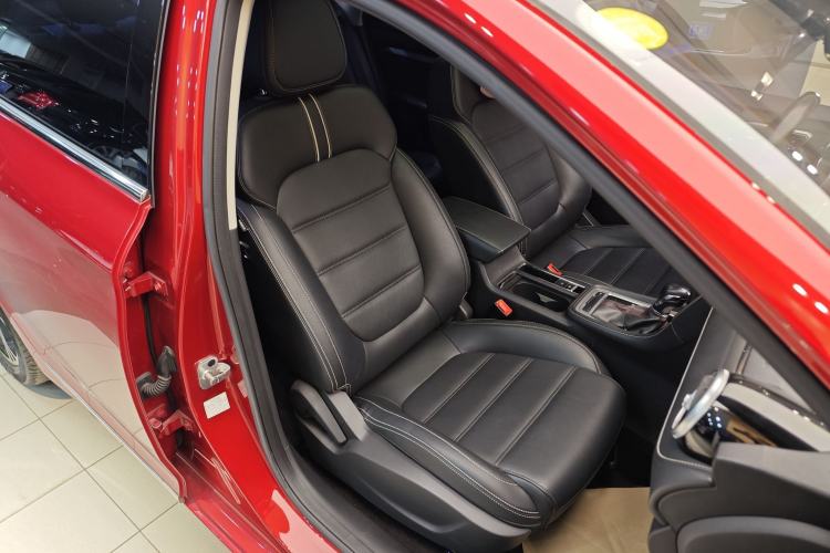 Used MG 6 2017 20T Automatic Luxury Smart Connect Version China V Standard