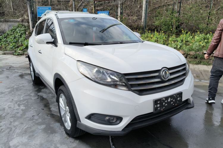 Used Dongfeng Fengon 580 2018 1.8L Manual Comfort Model Front Right 45 Deg