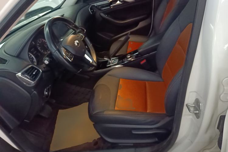 Used Infiniti QX30 2017 1.6T Two-Wheel Drive Fashion Edition
