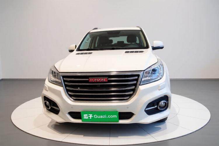 Used Haval H9 2017 2.0T Gasoline 4x4 Luxury 7-Seater Front