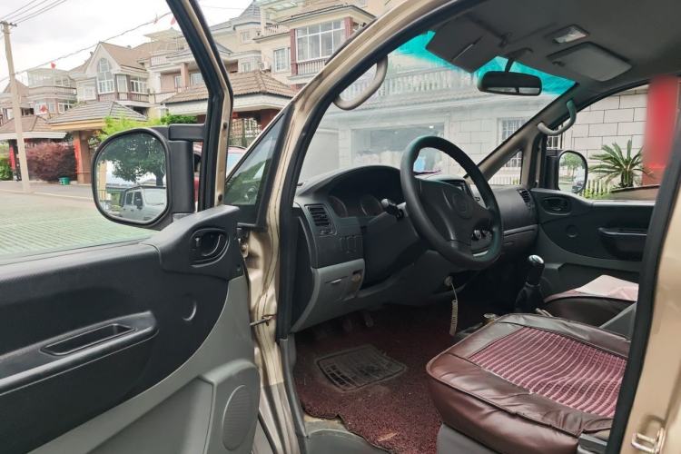 Used FORTHING Lingzhi 2013 V3 1.5L 7-Seater Luxury Model
