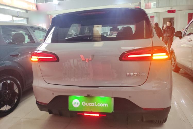 Used Wuling Bingo PLUS 2024 510 km Flagship Edition Four-Seater Version Rear