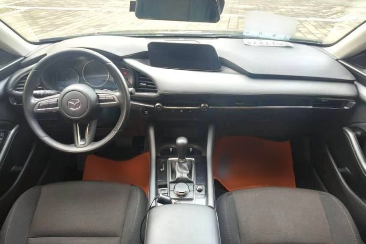 Used Mazda 3 Axela 2021 2.0L Automatic ZhiXuan Edition Interior 4