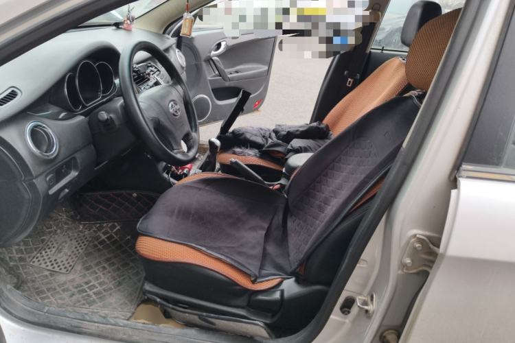 Used JAC Group Heyue 2012 1.5L Manual Luxury Version