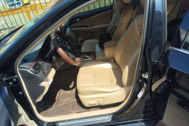 Used Toyota Camry 2012 2.0G Luxury Navigation Edition Left Front Seat