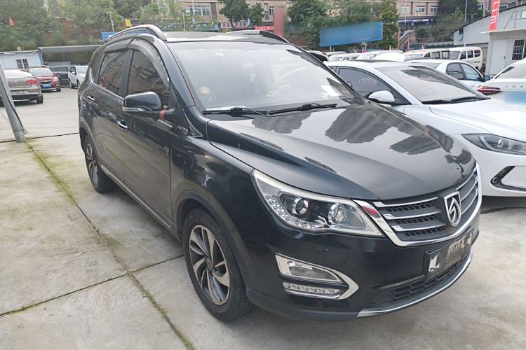 Used Baojun 560 2016 1.8L Manual Luxury Edition Front Right 45 Deg
