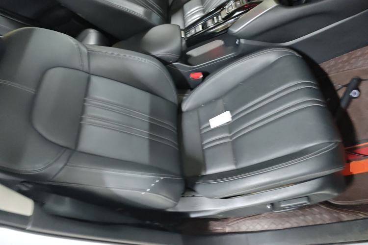 Used Honda HR-V 2023 2.0L eHEV Dynamic Edition
