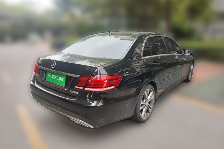 Used Mercedes-Benz E-Class 2015 E 260 L Sport & Fashion Model