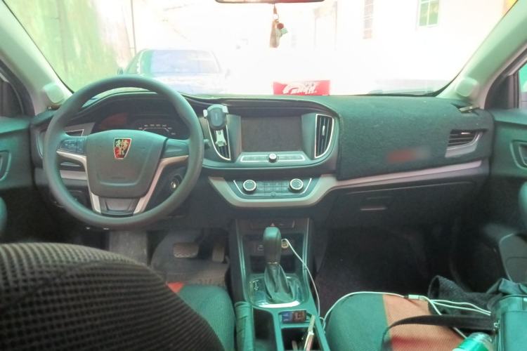 Used Roewe 360 2016 1.5L Automatic Smart Screen Version Center Console