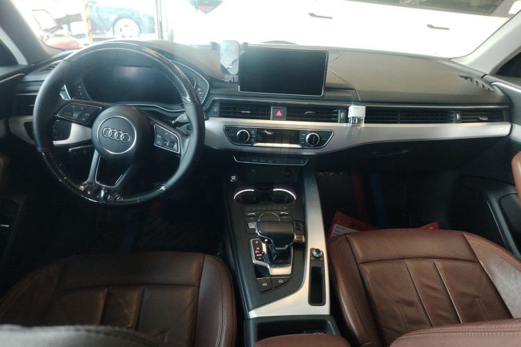 Used Audi A4L 2019 40 TFSI Fashion Version China V