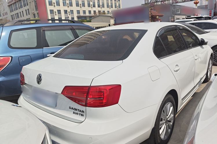 Used Volkswagen Sagitar 2016 230TSI 25th Anniversary Edition
