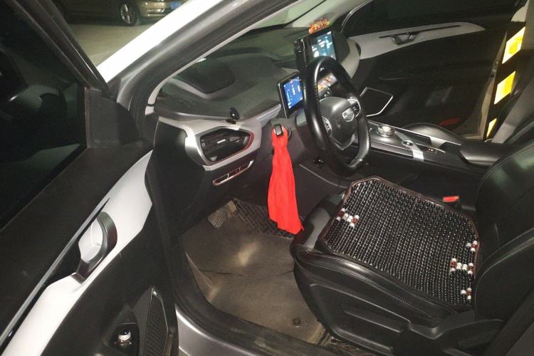 Used Geometry A 2022 Pro 430KM Business Edition Driver Seat